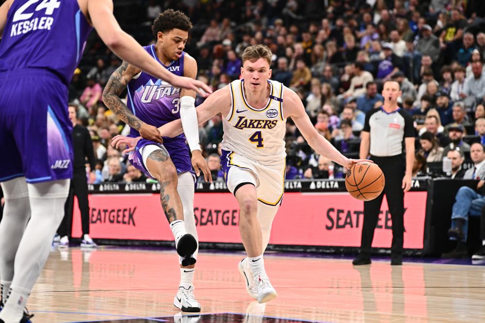 现如同暴风 现如同暴风