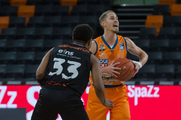 而在面对赞 而在面对赞