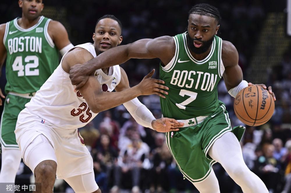 梅西捧杯图 梅西捧杯图